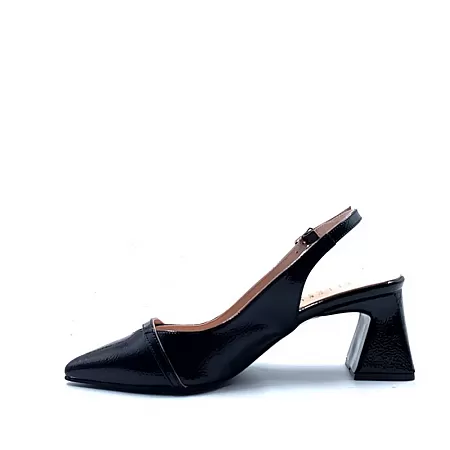 /images/uploads/1609/thumb_517167-belloccio.gr-gynaikeies-goves-ellen-black.webp