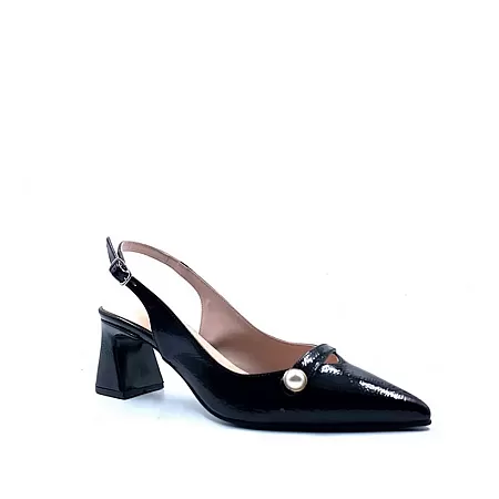 /images/uploads/1609/thumb_ellen-black-517167-belloccio.gr-gynaikeies-goves.webp