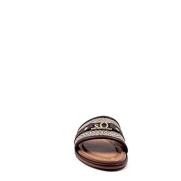 /images/uploads/1942/thumb_belloccio.gr-taupe-2178858-gynaikeia-sandalia-s.oliver.webp