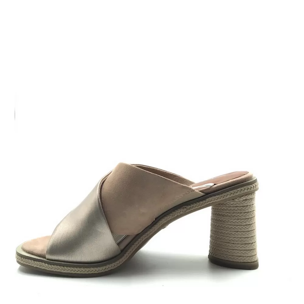 Γυναικεία Mules 1-27224-28-399 σε Χρυσό Μπεζ Χρωματισμό (SAND LT.GOLD)